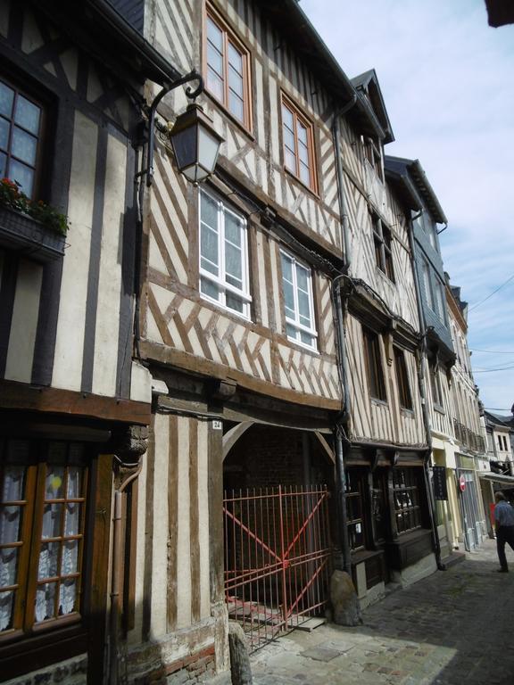 Le Clocher Sainte Catherine Appartamento Honfleur Camera foto